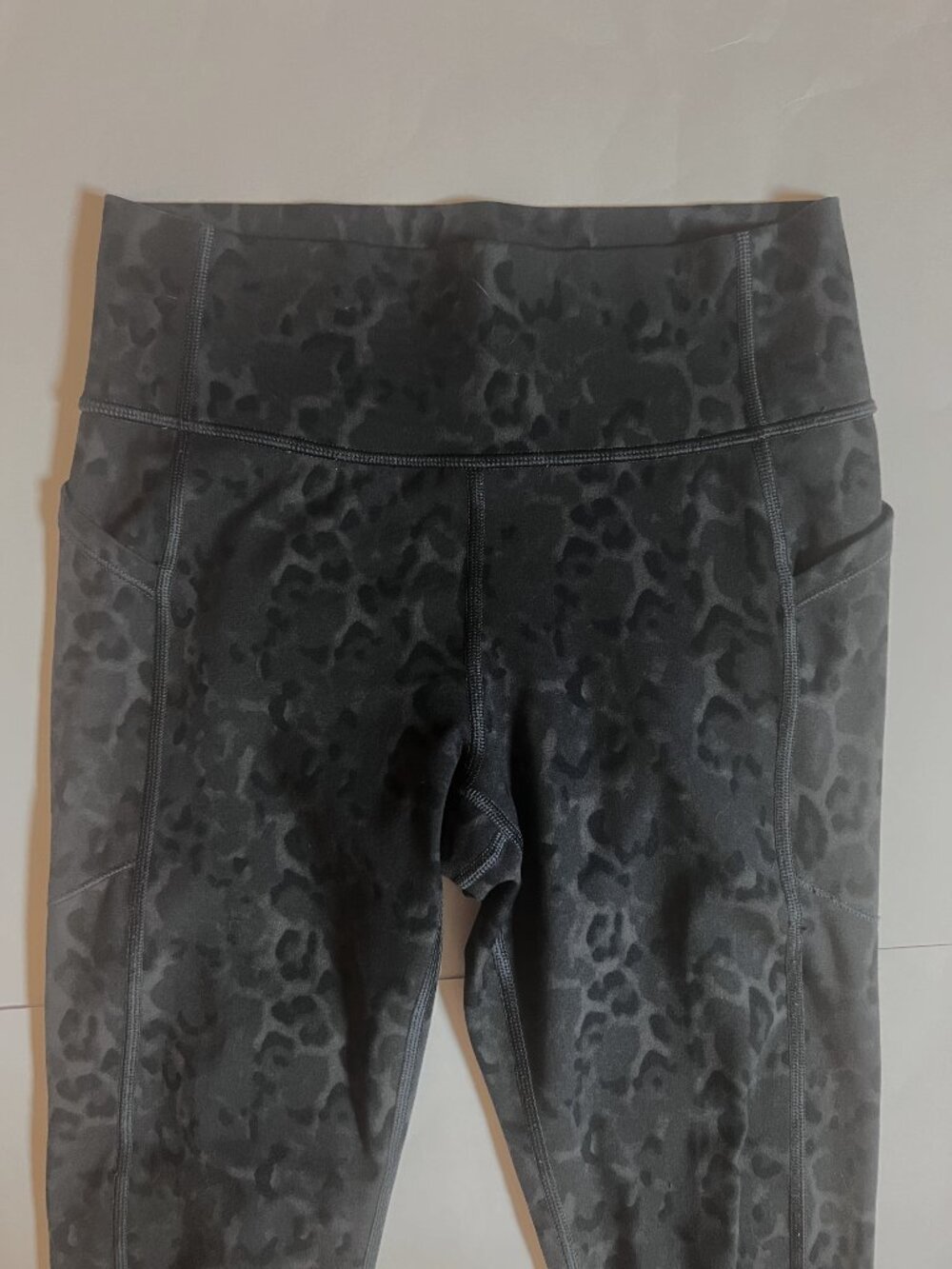 All in Motion Black & Gray Leopard Print Youth High Rise Leggings Size 14
